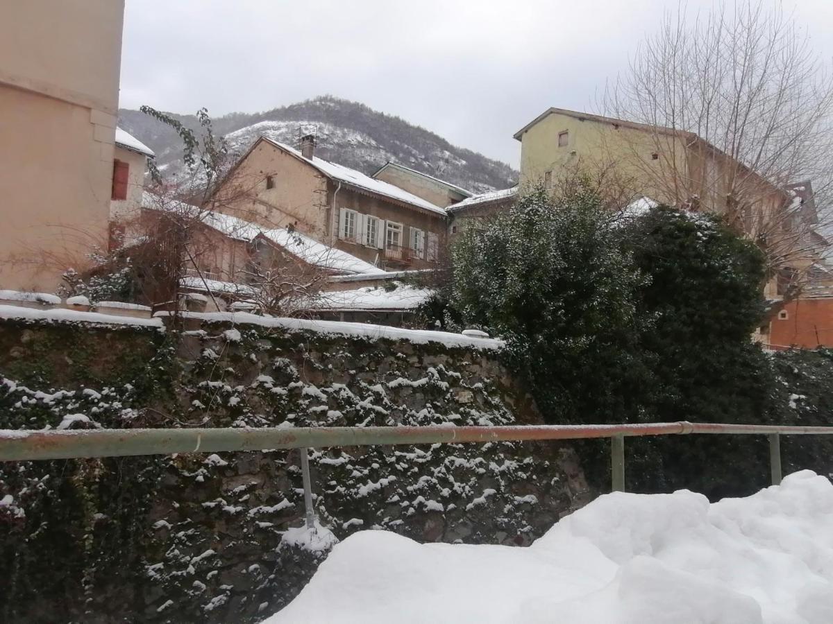 Le Gite Bleu Ax-les-Thermes Exterior photo